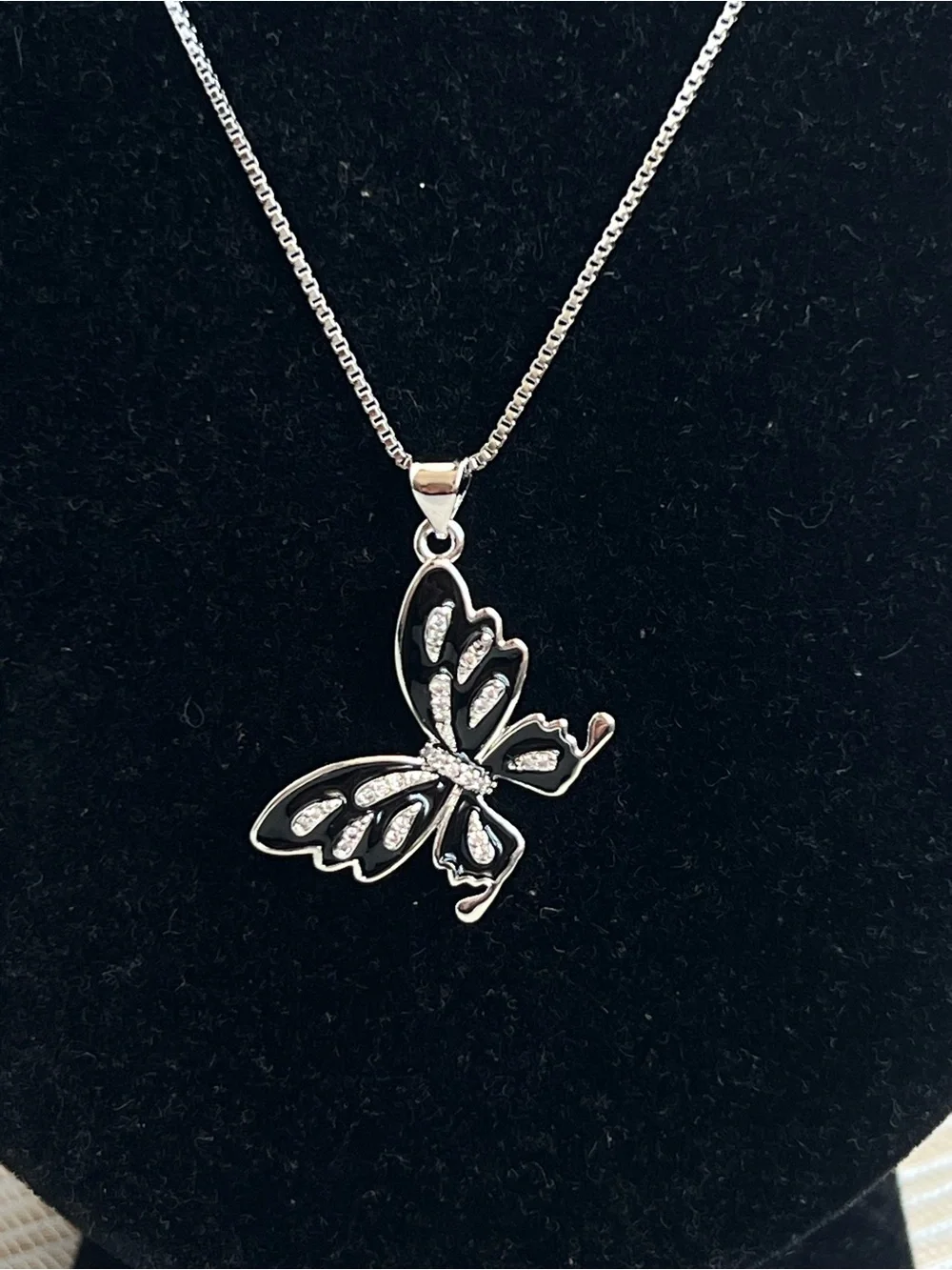 🩷- black and  Silver pavé  Butterfly Pendant Necklace